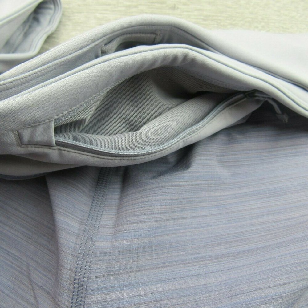 Athleta Run With It Textured 3.5" Shorts Womens XL - Picture 8 of 11